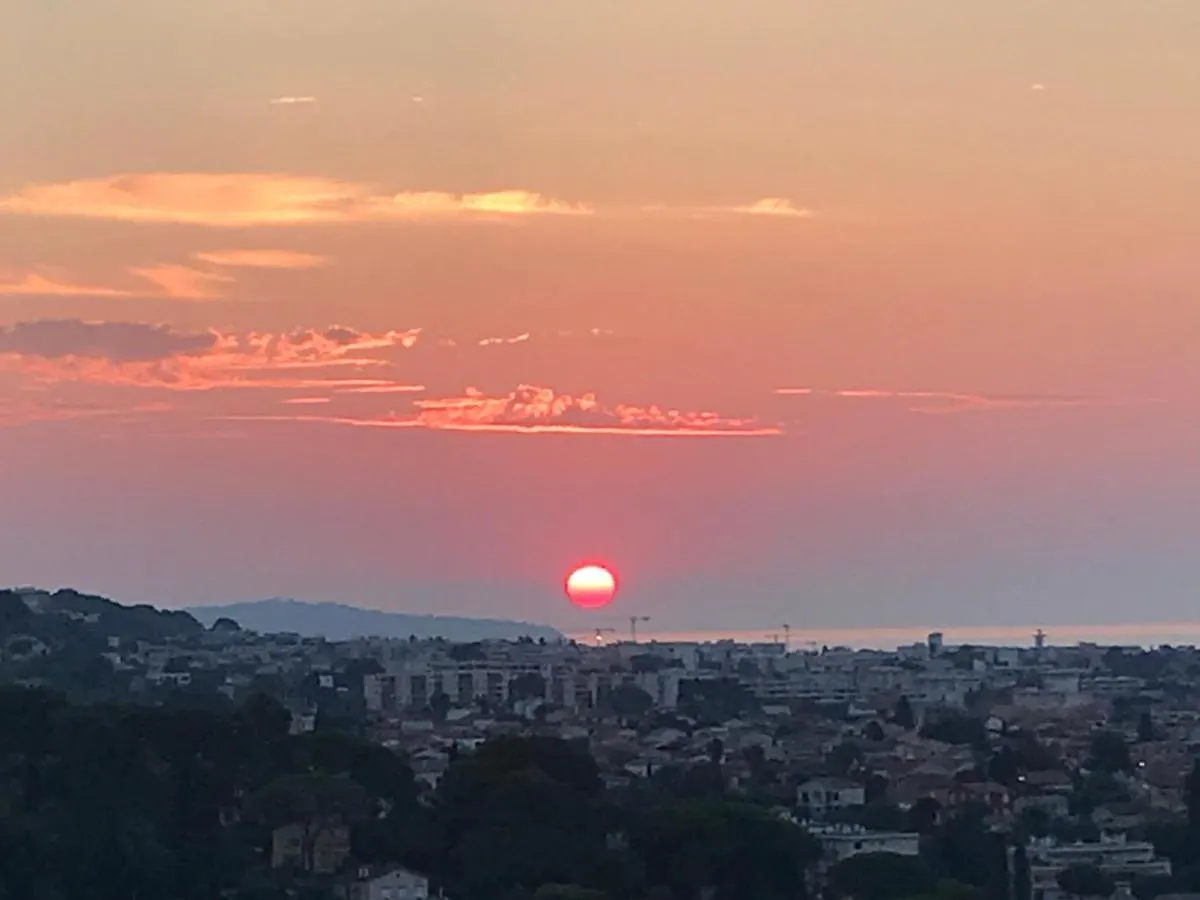 Bed & Breakfast Les Hauts De Cagnes Vue Mer Et Montagne Appartement Accommodatie bij particulieren Cagnes-sur-Mer